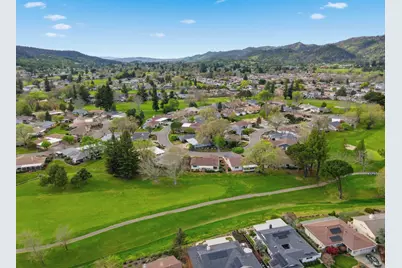 347 Twin Lakes Drive, Santa Rosa, CA 95409 - Photo 45