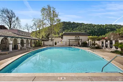 91 Grande Paseo, San Rafael, CA 94903 - Photo 37