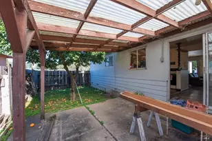 141 Hillview Dr, Cloverdale, CA 95425 - Photo 3