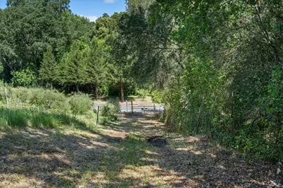 1077 Westside Road, Healdsburg, CA 95448 - Photo 17