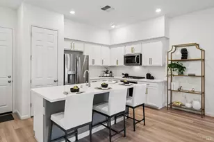 28 Lesina Way, Novato, CA 94945 - Photo 3