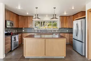 46701 Iversen Dr, Gualala, CA 95445 - Photo 9