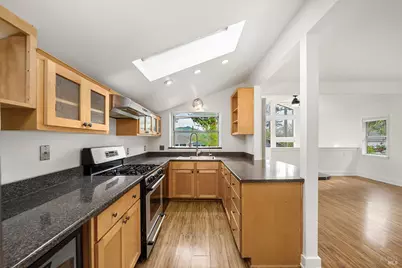 1005 Clark Street, Santa Rosa, CA 95404 - Photo 11