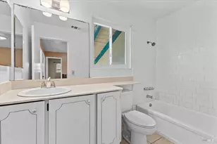 800 McKillop Ct, Petaluma, CA 94954 - Photo 17