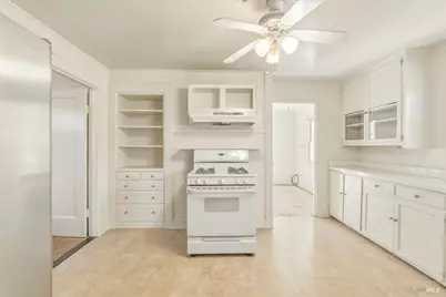 852 Western Avenue, Petaluma, CA 94952 - Photo 29