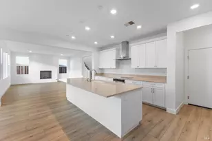 7337 Willowglen Dr, Rohnert Park, CA 94928 - Photo 11