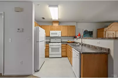 84 Crissy Place, Novato, CA 94949 - Photo 13