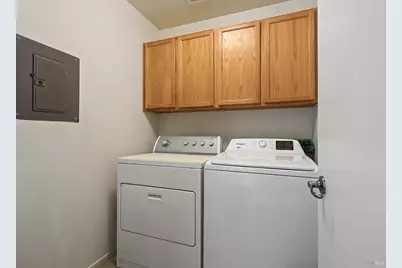 84 Crissy Place, Novato, CA 94949 - Photo 33