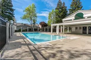 131 Cambridge Dr, Vacaville, CA 95687 - Photo 35