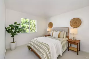 2083 Easton Dr, Petaluma, CA 94952 - Photo 19