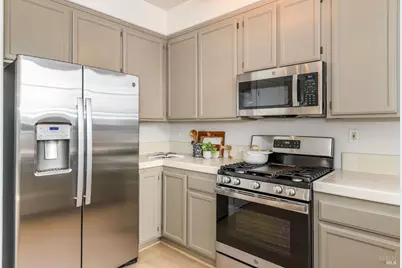 2083 Easton Drive, Petaluma, CA 94952 - Photo 9