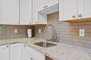 15119 Grove St, Healdsburg, CA 95448 - Photo 59