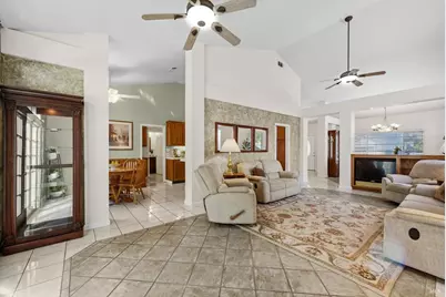 207 Laurelwood Way, Vacaville, CA 95687 - Photo 21