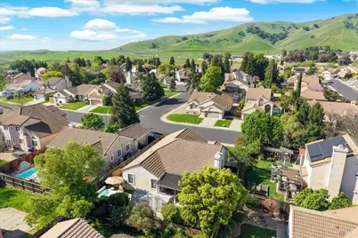 207 Laurelwood Way, Vacaville, CA 95687 - Photo 79