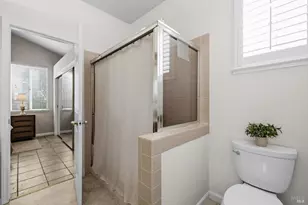 207 Laurelwood Way, Vacaville, CA 95687 - Photo 39