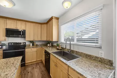 130 Longview Drive, Vacaville, CA 95687 - Photo 17