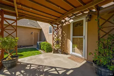 130 Longview Drive, Vacaville, CA 95687 - Photo 59