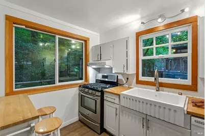 7395 Sir Francis Drake Boulevard, Lagunitas, CA 94938 - Photo 35