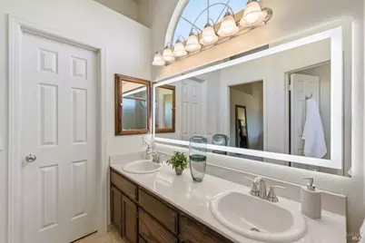 4102 Salmon Creek Lane, Napa, CA 94558 - Photo 33