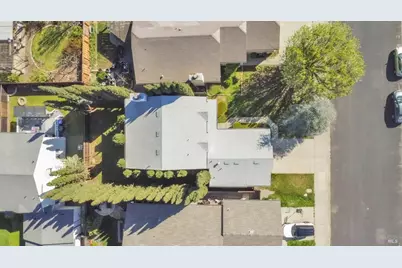 356 Jacaranda Drive, Suisun City, CA 94585 - Photo 33