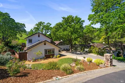 215 Wykoff Drive, Vacaville, CA 95688 - Photo 3