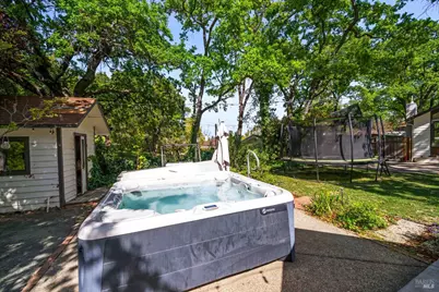 215 Wykoff Drive, Vacaville, CA 95688 - Photo 31