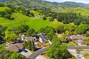 215 Wykoff Dr, Vacaville, CA 95688 - Photo 53