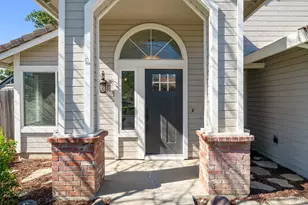 736 Notre Dame Dr, Vacaville, CA 95687 - Photo 5