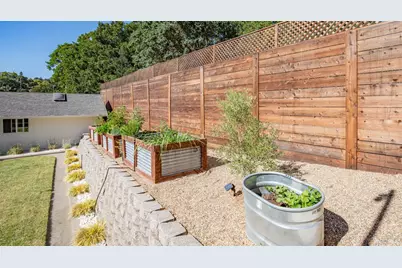 1081 Tamarisk Drive #A, Napa, CA 94559 - Photo 49