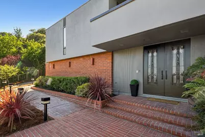 30 Chateau Place, San Rafael, CA 94901 - Photo 1