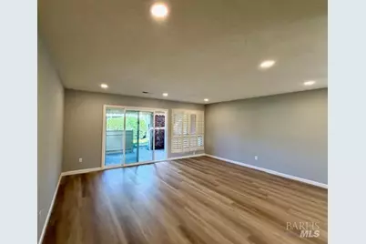 339 Twin Lakes Drive, Santa Rosa, CA 95409 - Photo 3