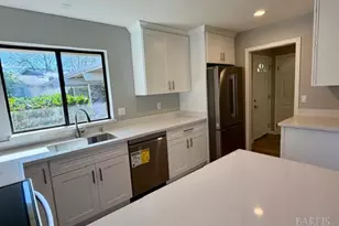 339 Twin Lakes Dr, Santa Rosa, CA 95409 - Photo 5