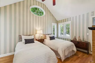 335 Golden Gate Avenue, Belvedere, CA 94920 - Photo 33