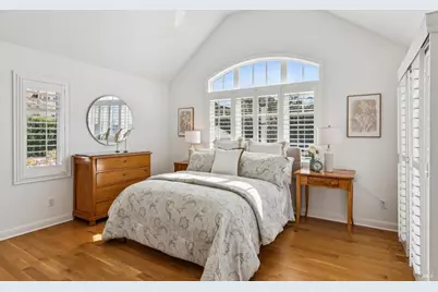 335 Golden Gate Avenue, Belvedere, CA 94920 - Photo 29