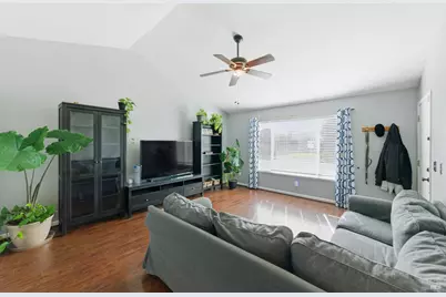 1706 Ventura Way, Suisun City, CA 94585 - Photo 9