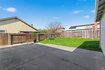 1706 Ventura Way, Suisun City, CA 94585 - Photo 31