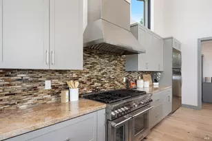 5095 Knollwood Ct, Santa Rosa, CA 95403 - Photo 13