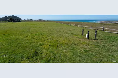 19350 Del Mar Drive, Fort Bragg, CA 95437 - Photo 3