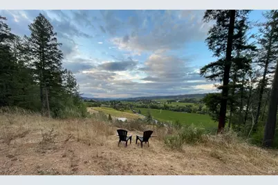 3210 W Dry Creek Road, Healdsburg, CA 95448 - Photo 1