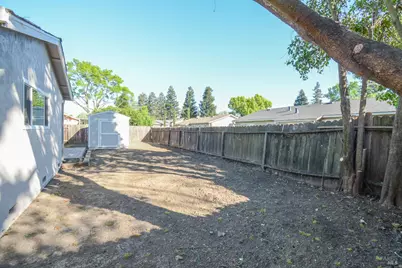 905 W F Street, Dixon, CA 95620 - Photo 37