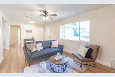 905 W F Street, Dixon, CA 95620 - Photo 7