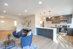 905 W F St, Dixon, CA 95620 - Photo 11