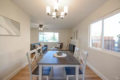 905 W F Street, Dixon, CA 95620 - Photo 9