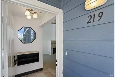 219 Sea Crest Circle, Vallejo, CA 94590 - Photo 7