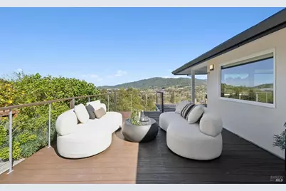 105 Oak Ridge Road, San Rafael, CA 94903 - Photo 11