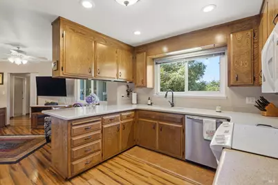 11850 Brooks Road, Windsor, CA 95492 - Photo 21