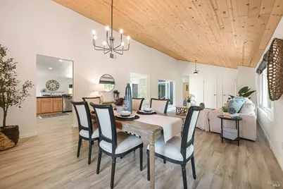 1821 Sherwood Court, Santa Rosa, CA 95405 - Photo 3