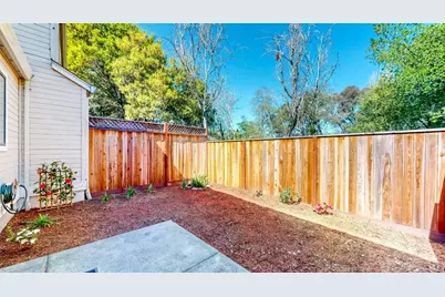 158 N Dutton Avenue, Santa Rosa, CA 95401 - Photo 35