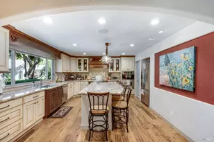 1040 Mt George Ave, Napa, CA 94558 - Photo 11