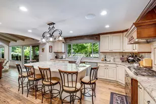 1040 Mt George Ave, Napa, CA 94558 - Photo 9